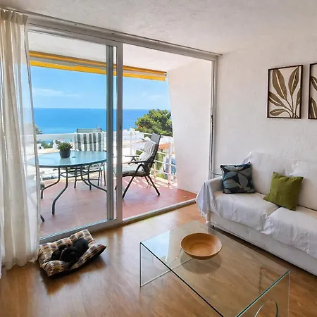 Dom wakacyjny 2br Cala Salions Coastal - Terrace & Ocean Views