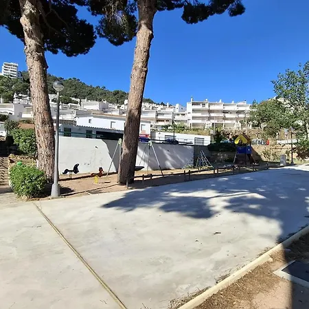 Dom wakacyjny 2br Cala Salions Coastal - Terrace & Ocean Views